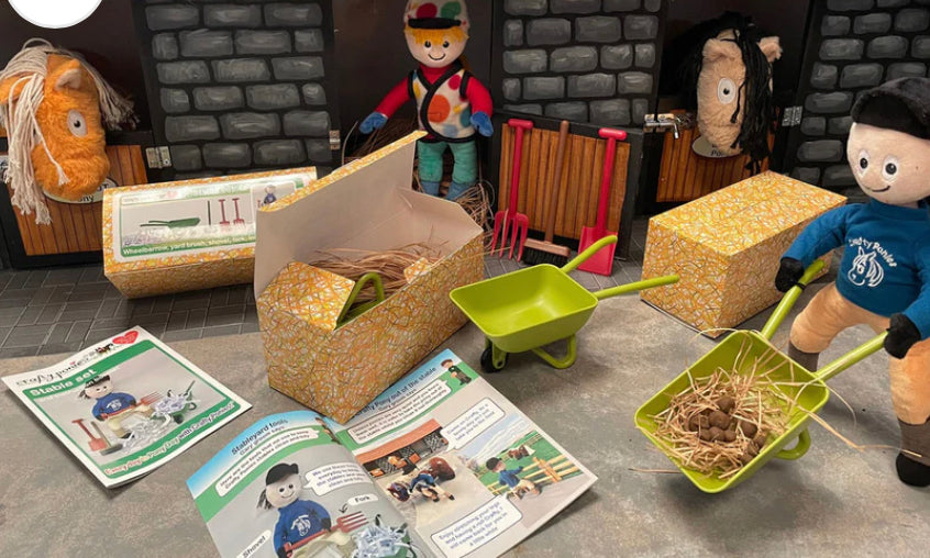 Muck Out Set - Crafty Pony Toy